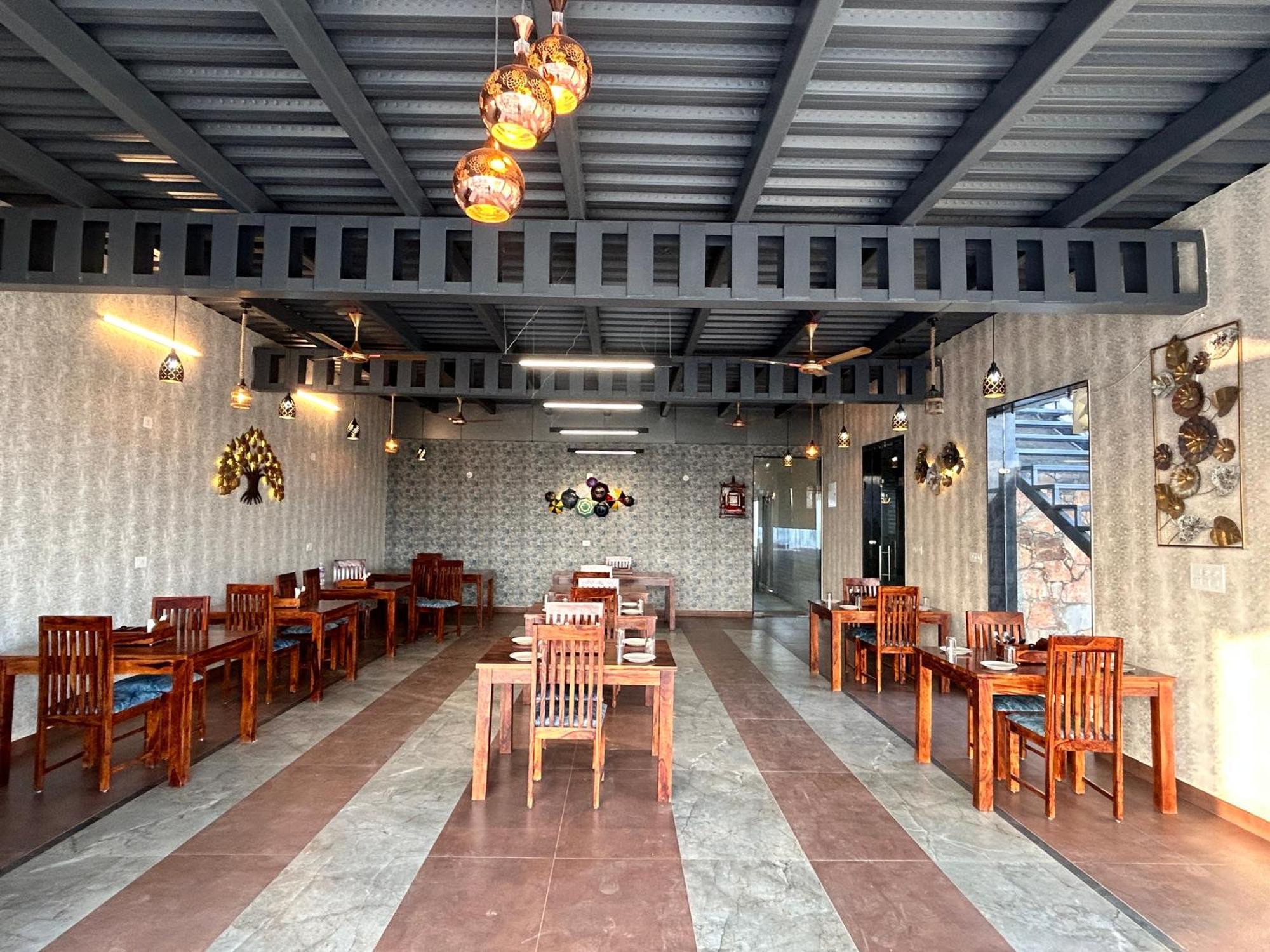 Royal Rajasthan Resort Sikar Zewnętrze zdjęcie