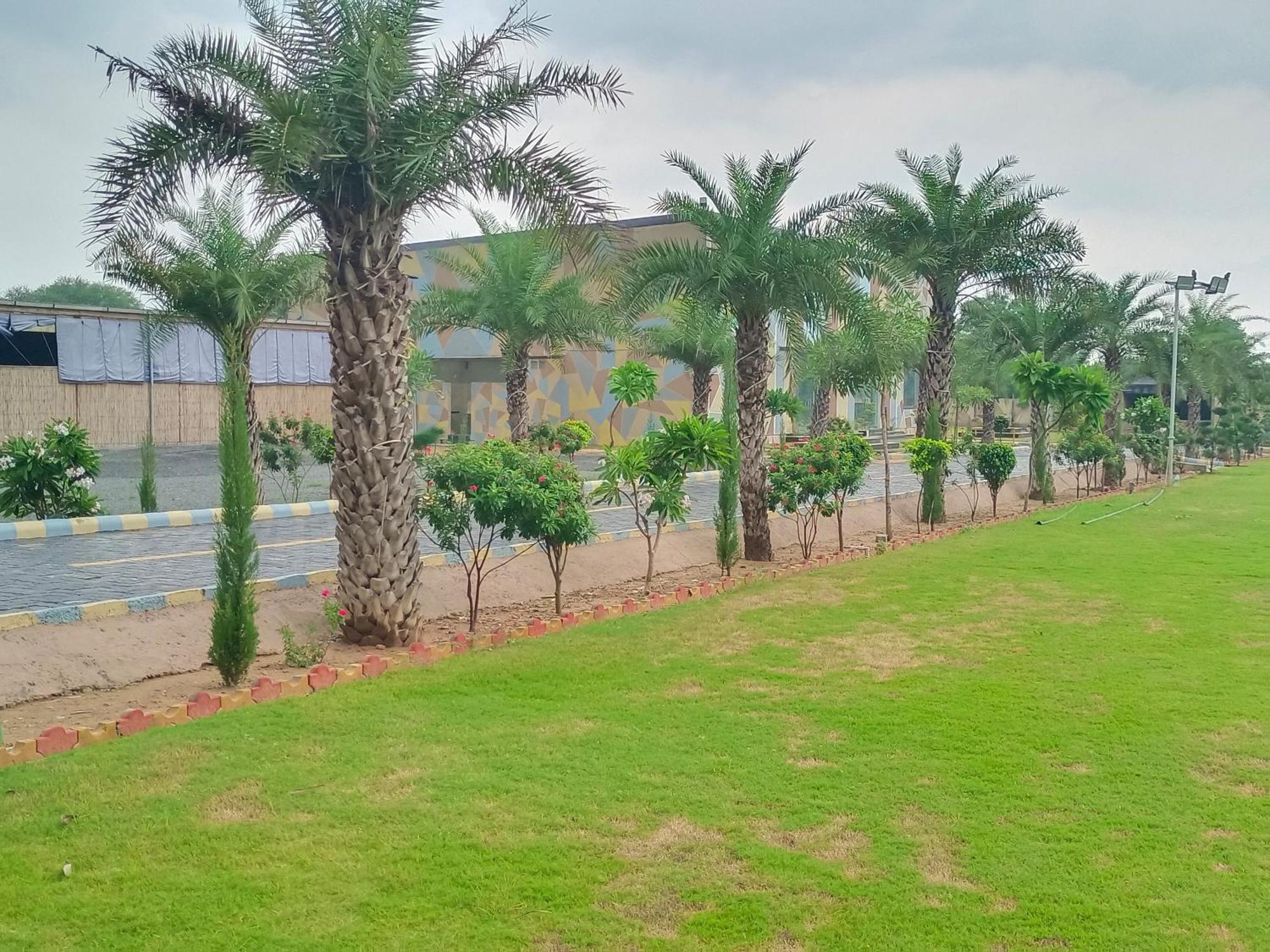 Royal Rajasthan Resort Sikar Zewnętrze zdjęcie