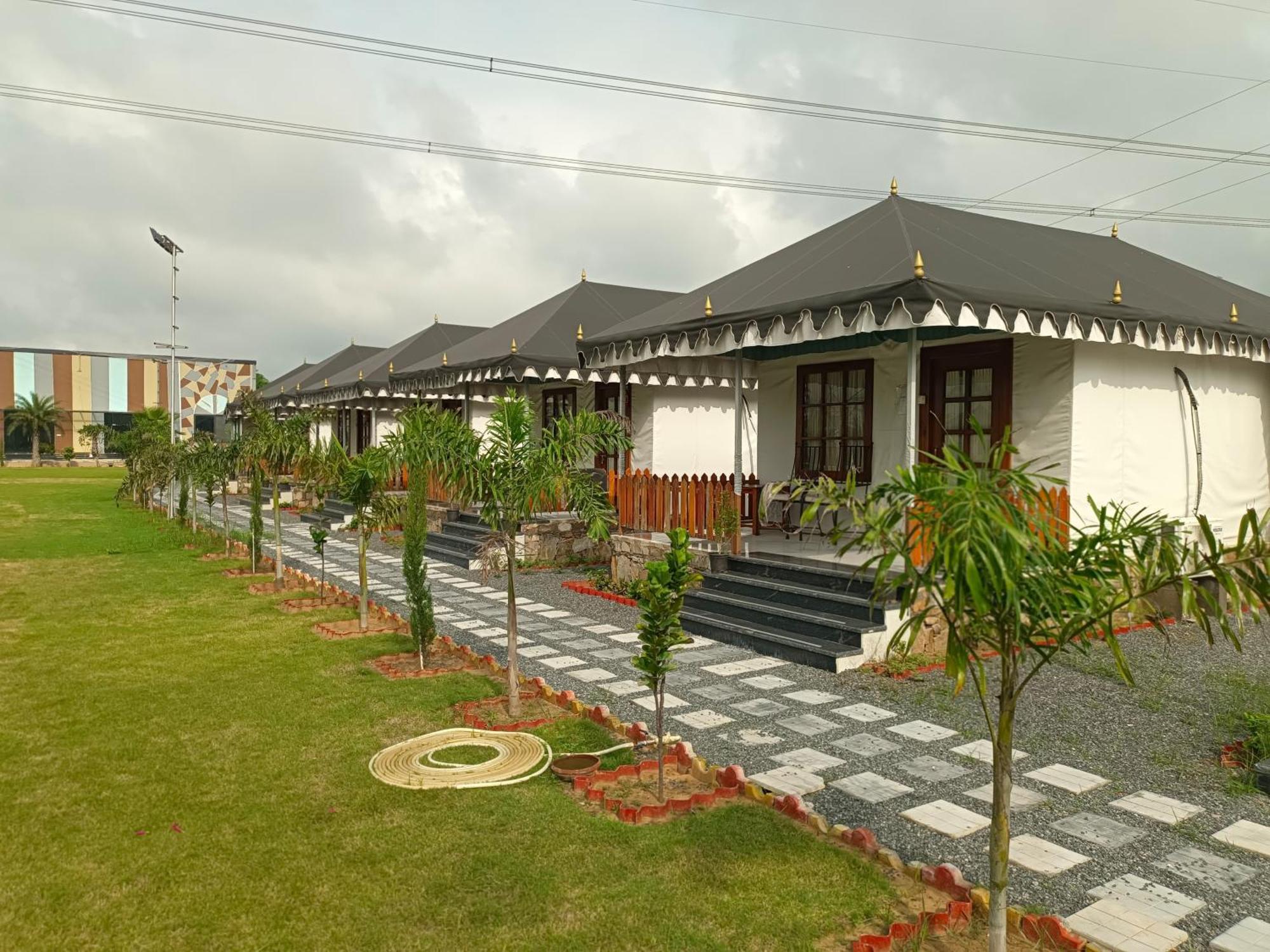 Royal Rajasthan Resort Sikar Zewnętrze zdjęcie