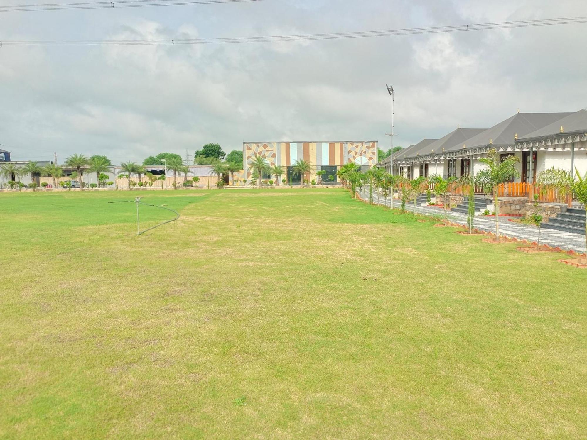 Royal Rajasthan Resort Sikar Zewnętrze zdjęcie