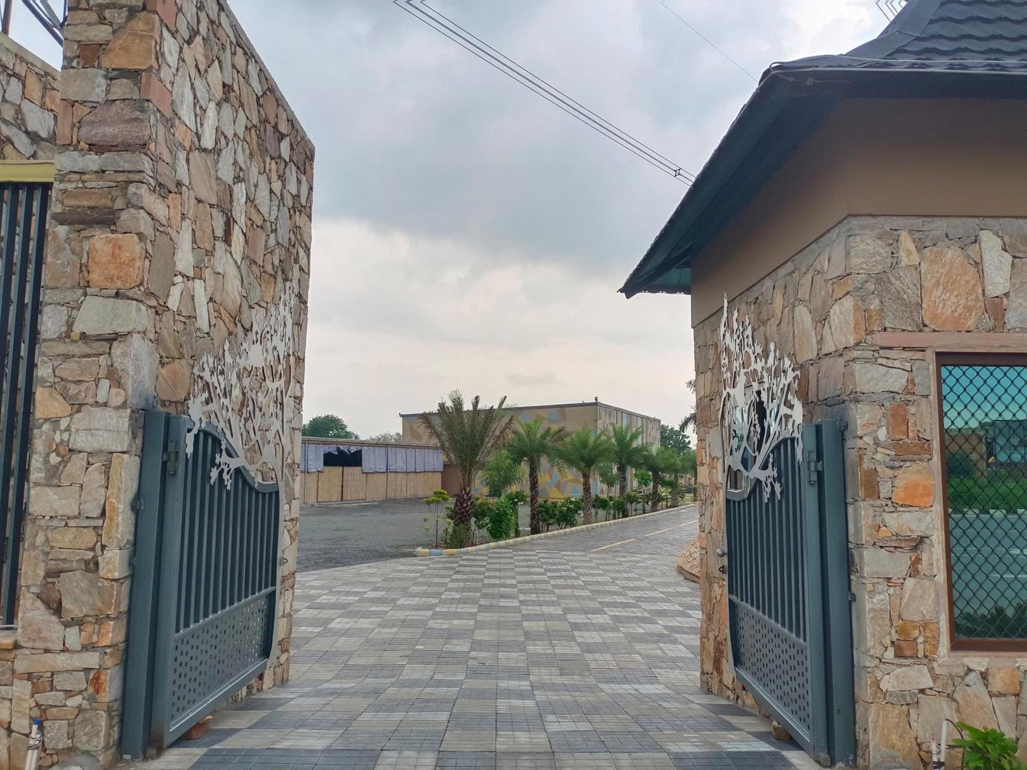 Royal Rajasthan Resort Sikar Zewnętrze zdjęcie